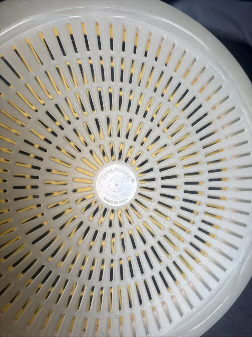 Colander Veggie Washer Vintage Tupperware 1835-4 Strainer Bowl With Lid